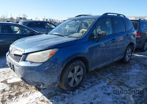 2015 Subaru Forester 2.5I Premium из США, поврежденный, VIN JF2SJADC2FH828062